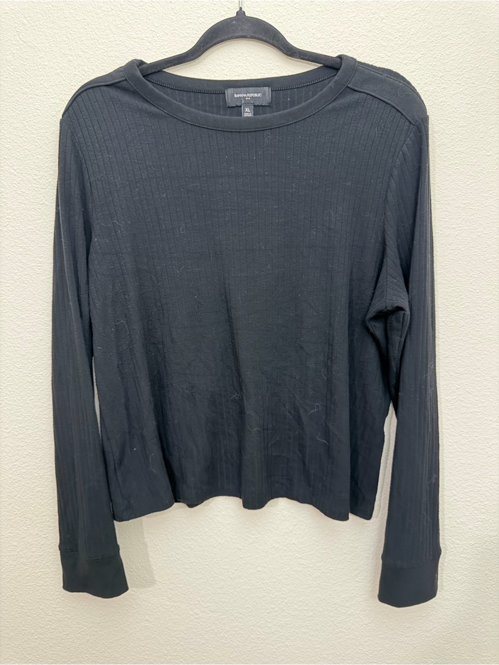 Banana Republic Black Ribbed Long Sleeve Crew Tee